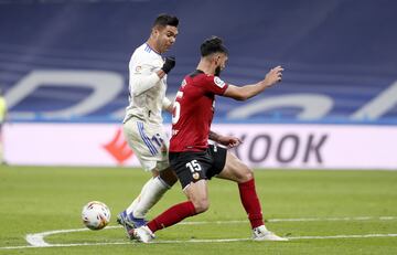 Jugada del penalti de Omar Alderete a Carlos Casemiro. 