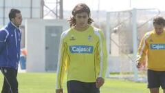 Llaneza: "Lo de Mart¨ªn C¨¢ceres al Barcelona est¨¢ muy calentito"