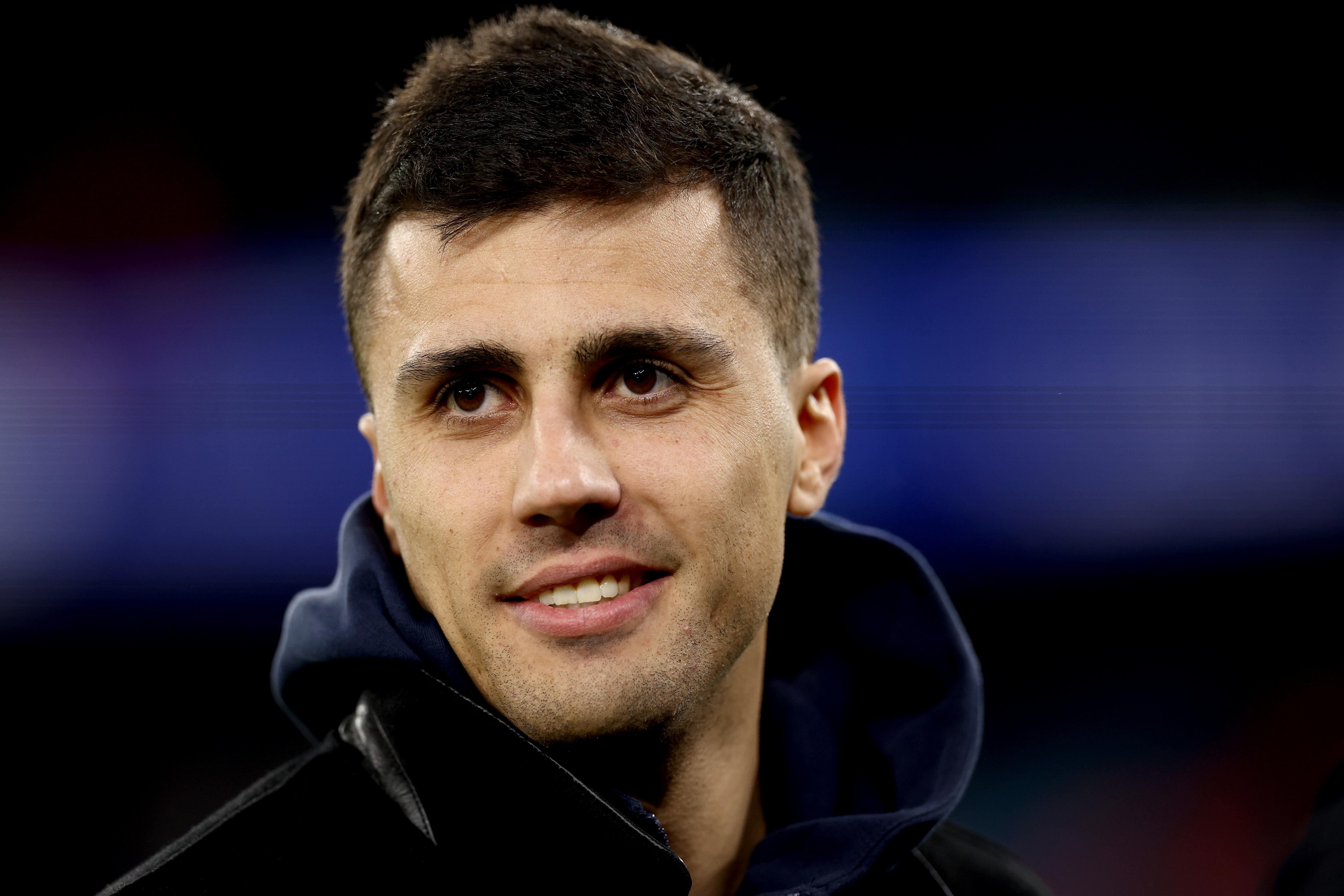 بيب غوارديولا يعرب عن تفاؤله بتسجيل رودري في دوري أبطال أوروبا رغم مواجهة ريال مدريد وبايرن ميونيخ