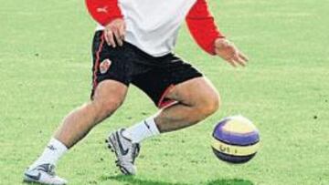 <b>LATERAL. </b>Fernando Fajardo volverá a ser titular ante el Valladolid por banda derecha.