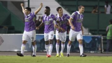 Silvio Romero celebra uno de sus tres tantos ante La Fiera