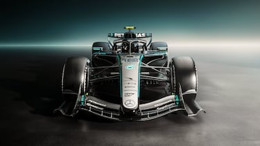 Mercedes ha revelado los primeros renders del W17, un monoplaza original que destaca por su nueva aerodinámica, con pontones alargados, toma de aire centrada y laterales más estrechos, anticipando el arma con la que Russell y Antonelli afrontarán la nueva era de 2026.