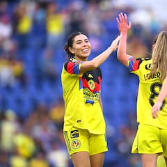 Kiana con un pie fuera de América