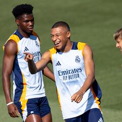 Llega Mbappé, se llena Son Moix