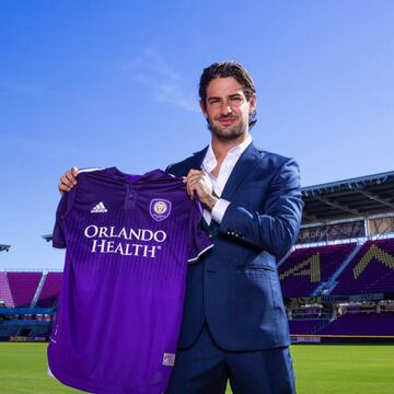 Sin duda, Orlando lanzó uno de los bombazos de la temporada, luego de anunciar el fichaje del delantero brasileño, que tendrá una nueva oportunidad y en caso de recuperar su nivel, dominará la MLS, para llevar a Orlando City al primer título de su historia.