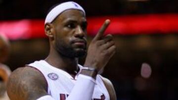 Los Heat de LeBron suman ya 25 triunfos consecutivos.