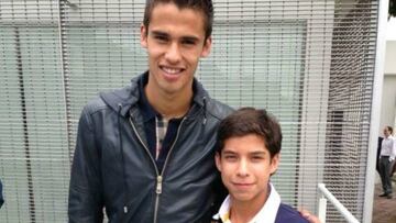 El defensor del Espanyol comentó que le gusta que Diego Lainez esté teniendo minutos en el América y comentó que no recordaba haberse tomado una foto con él.