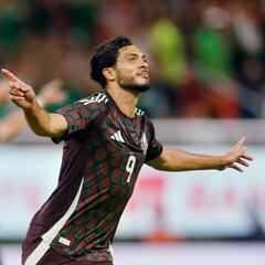 “Raúl Jiménez debe de ser el delantero titular para el 2026″