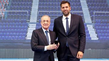 Felipe Reyes se despide entre l¨¢grimas: "Me dej¨¦ el alma"