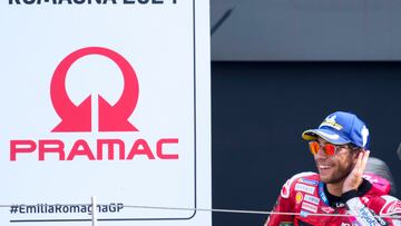 Bastianini en el podio de Misano 2.