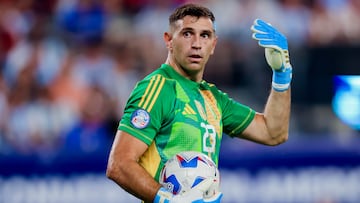 El ‘Dibu’ quiere hacer historia con el Trofeo Yashin