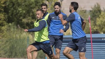 El Fuenlabrada suspende entrenos y desinfecta el Torres