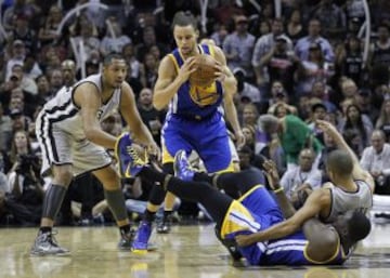 Spurs 109 - Warriors 91 (3-2).