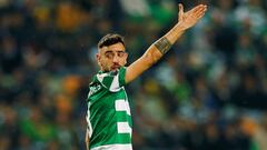 FILE PHOTO: Soccer Football - Primeira Liga - Sporting CP v Benfica - Estadio Jose Alvalade, Lisbon, Portugal - January 17, 2020   Sporting CP&#039;s Bruno Fernandes            REUTERS/Rafael Marchante/File Photo