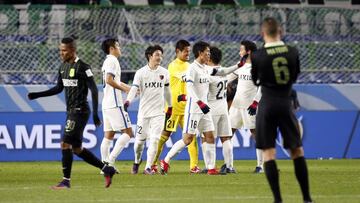 Football Soccer - Atletico Nacional v Kashima Antlers - FIFA Club World Cup Semi Final - Suita City Football Stadium, Osaka, Japan - 14/12/16 Kashima Antlers&#039; players celebrate after the match Reuters / Kim Kyung-Hoon Livepic EDITORIAL USE ONLY.