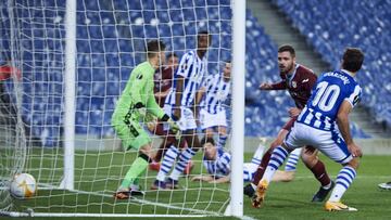 SAN SEBASTIAN, SPAIN - DECEMBER 03: Darko Velkovski of HRZ Rijeka  scoring goal during the UEFA Europa League Group F stage match between Real Sociedad and HNK Rijeka at Estadio Anoeta on December 03, 2020 in San Sebastian, Spain. (Photo by Juan Manuel Se