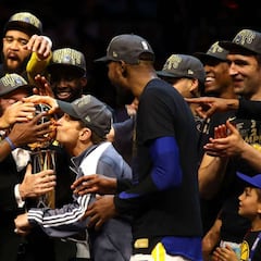 Sin piedad: los Warriors barren a LeBron y son los campeones NBA