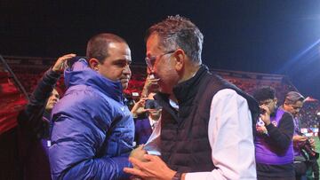 Andre Soares Jardine head coach of America and Juan Carlos Osorio head coach of Tijuana during the Play-In round match between Tijuana and America as part of the Liga BBVA MX, Torneo Apertura 2024 at Caliente Stadium on November 21, 2024 in Tijuana, Baja California, Mexico.