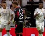 Arnau Tenas intentó que lo tirara Mbappé y Kylian fue a por Vinicius: la peculiar historia del penalti que tiene mucha miga