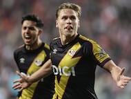 Samsun (Turkey), 12/03/2026.- Alemao of Rayo Vallecano celebrates after scoring the 1-0 lead during the UEFA Conference League Round of 16 1st leg match between Samsunspor and Rayo Vallecano, in Samsun, Turkey, 12 March 2026. (Turquía) EFE/EPA/ERDEM SAHIN