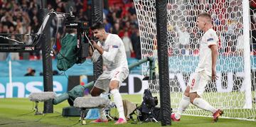 1-1. Álvaro Morata celebra el primer gol.