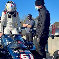 Grosjean vuelve a pilotar