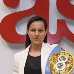 "La gente me dice que empieza a seguir el boxeo por mí"