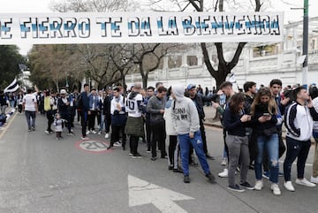 The Argentinean legend returns to his homeland as the new coach of Gimnasia La Plata and the fans were out in force at the Estadio Juan Carmelo Zerillo.