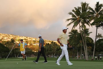 Takumi Kanaya of Japan reacts on the 18th green during the first round of the Sony Open in Hawaii 2025 