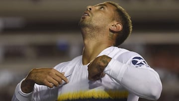 El volante colombiano Edwin Cardona no continuaría en Boca Juniors para el próximo año. Su pase pertenece a Monterrey, equipo que deberá definir su futuro.