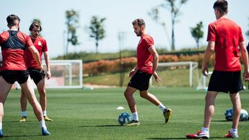 El Girona se prepara para jugar con altas temperaturas