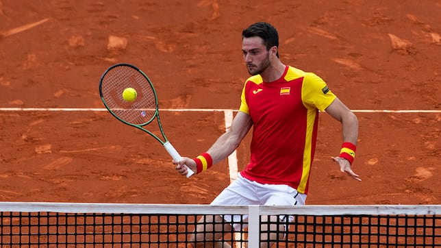 Carreño y Granollers siguen con drama y adiós a Martínez y Munar