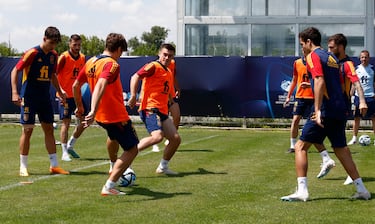 Santi Denia: ¡°Tengo 23 jugadores que ser¨ªan titulares en cualquier club¡±