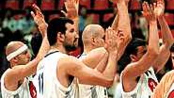 UNA MÁQUINA. La actual Yugoslavia es la mejor de los últimos años. Entusiasma a los aficionados.