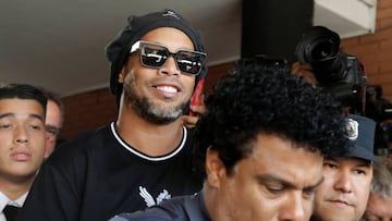 Ronaldinho comparece ante el juez por caso de pasaportes falsos en Paraguay