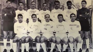 Arriba, de izquierda a derecha, Vicente, Isidro, Santamar&iacute;a, Casado, M&uuml;ller, Pach&iacute;n y Araquistain; abajo, Amancio, F&eacute;lix Ruiz, Di St&eacute;fano, Puskas y Gento.
 