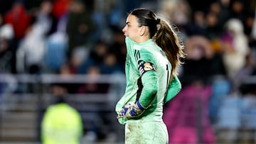 04/02/26 FUTBOL FEMENINO
PARTIDO UNICO CUARTOS COPA DE LA REINA
REAL MADRID - BARCELONA
TERCER GOL SALMA PARALLUELO 0-3 TRISTEZA MISA