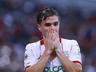 Agustin Palavecino of Necaxa during the 11th round match between Atlas and Necaxa as part of the Liga BBVA MX, Torneo Apertura 2025 at Jalisco Stadium, on September 27, 2025 in Guadalajara, Jalisco, Mexico.VA MX, Torneo Apertura 2025 at Jalisco Stadium, on September 27, 2025 in Guadalajara, Jalisco, Mexico.