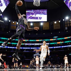 LeBron James’ umpteenth symphony saves Lakers from own crisis