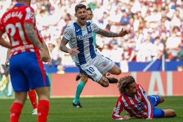 Raba, tras una entrada de Griezmann. 