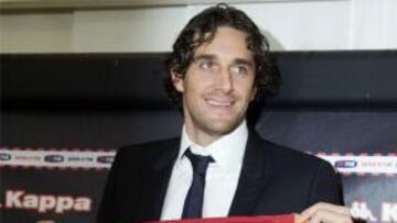 Toni asegura que no está en Roma sólo para jugar el Mundial sino para ayudar