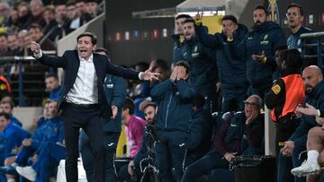 Villarreal's Spanish coach Marcelino Garcia Toral reacts during the UEFA Europa League last 16 second leg football match between Villarreal CF and Olympique de Marseille at La Ceramica stadium in Vila-real on March 14, 2024. (Photo by Jose Jordan / AFP)