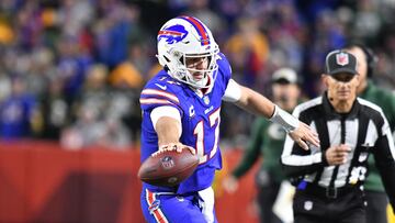 The Buffalo Bills remain on top of our NFL Power Rankings after defeating the Green Bay Packers, as the Philadelphia Eagles enjoyed their bye week at 7-0.