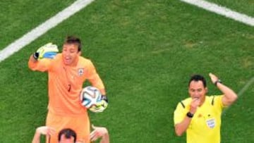 Álvaro Pereira, desplomado.