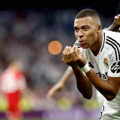 Los registros de Mbappé cuando tenía 17 años. ¿Era mejor a la edad de Lamine Yamal?