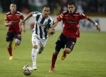 Nacional se quedó con el liderato del torneo tras vencer 3-1 al Medellín con goles de Velásquez, Guerra y Duque.