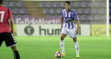 El central partió de gran forma la temporada en Valladolid, en donde incluso anotó goles. Pero, tras su nominación a la Selección, tanto él como su equipo bajó el nivel lo que le significó perder la titularidad.