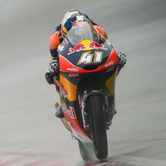 Binder le arrebata la pole a Navarro en el último suspiro