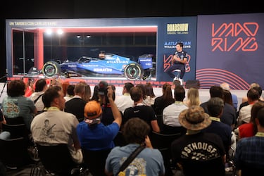 Carlos Sainz durante la presentación. 
