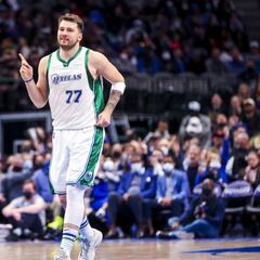 Luka Doncic saca el rodillo